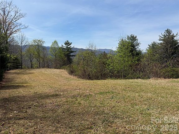 4th image of 473 Echo Ridge Rd