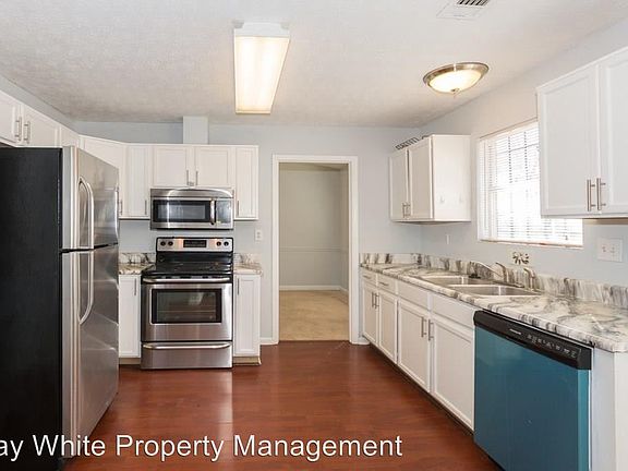 5th image of 829 Kilkenny Cir