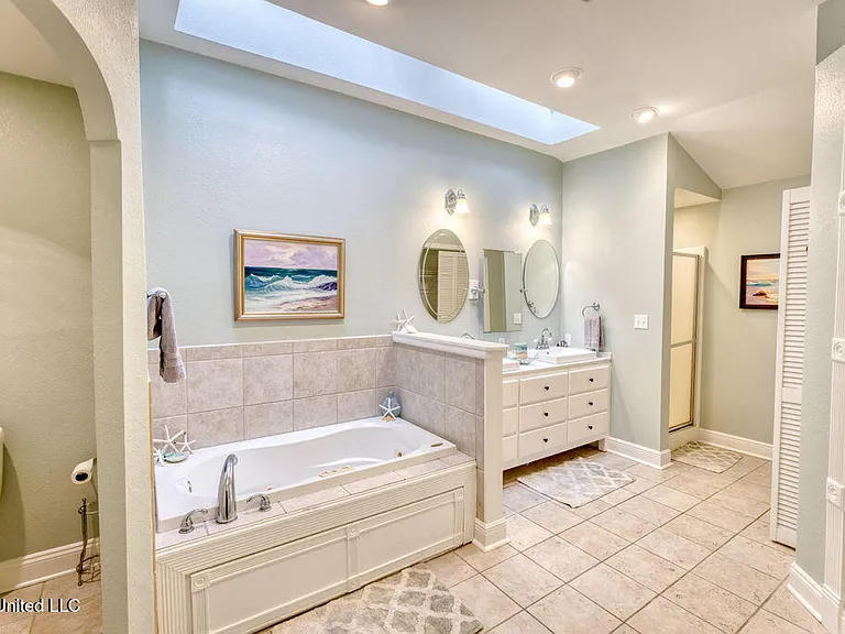 101 Pittman Dr — Photo 9