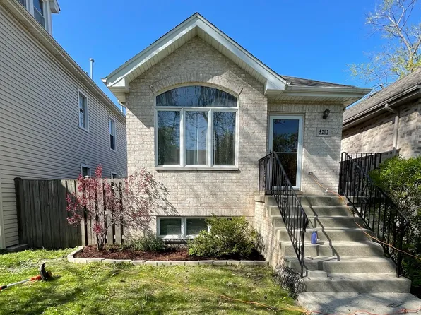 5202 W Strong St, Chicago, IL 60630