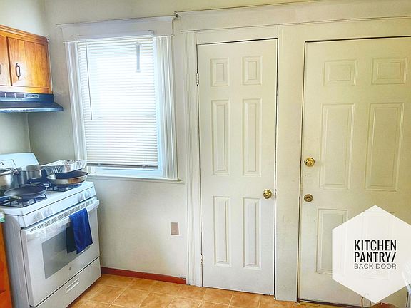 5th image of 108 N High St #1