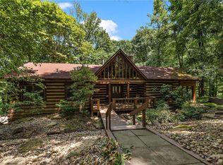 2497 Pleughal Rd, Sewickley, PA 15143