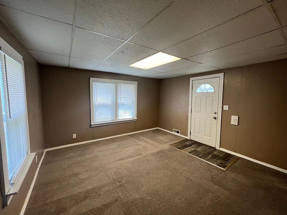 2nd image of 2637 Fletcher St