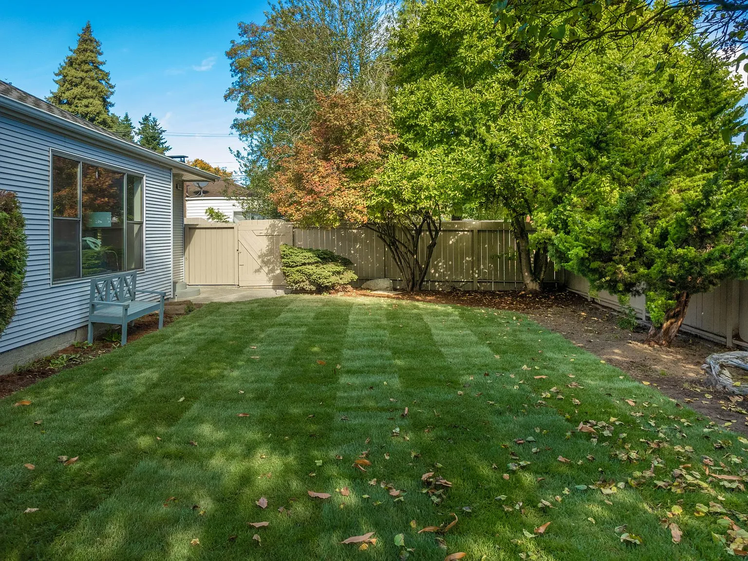 10131 3rd Ave NW — Photo 2