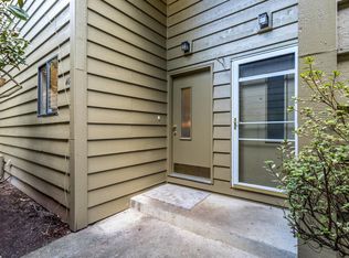 40 Cervantes Cir, Lake Oswego, OR 97035