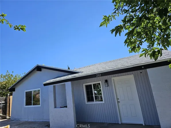 202 22nd Ave, Delano, CA 93215