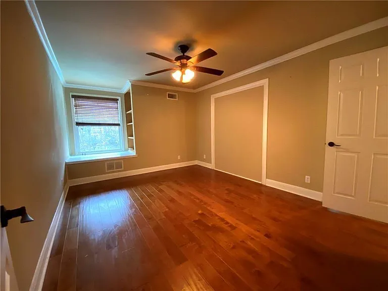 2500 Steck Ave #2 — Photo 9