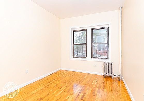 4th image of 291 Crown St APT A4