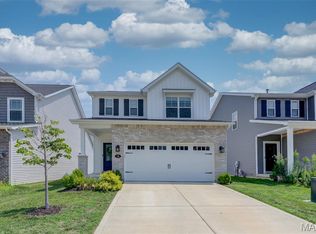 131 Woodline Ct, Saint Peters, MO