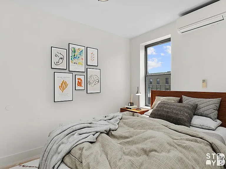 806 Dean St #2R — Photo 6