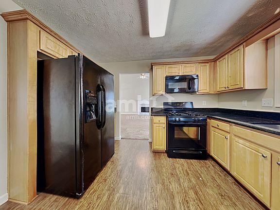 3rd image of 3470 Morandis Ct NW