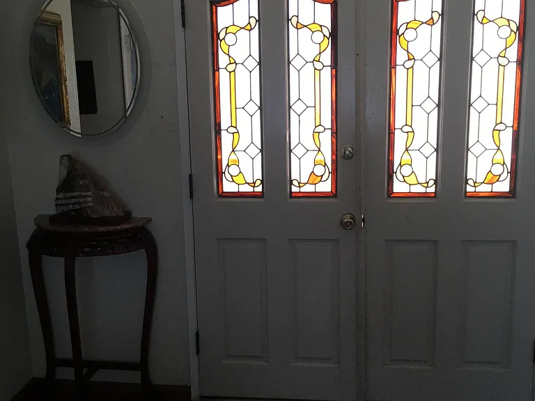 1721 Van Horne Ln — Photo 1