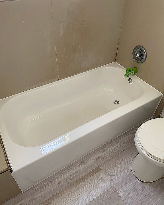 1st image of 265 NE 171st St