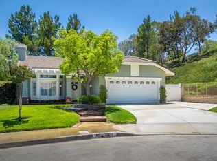 23618 Dunsmore Ln, Santa Clarita, CA 91354