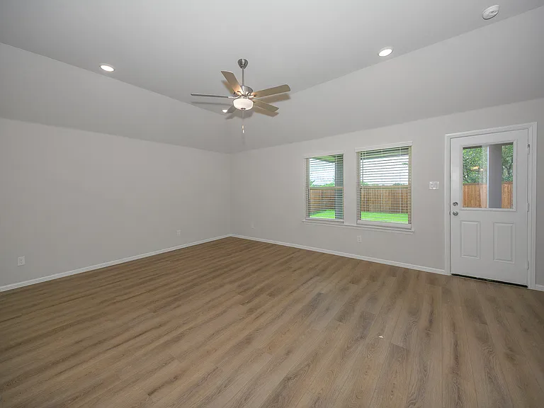 13156 Zion Dr — Photo 29