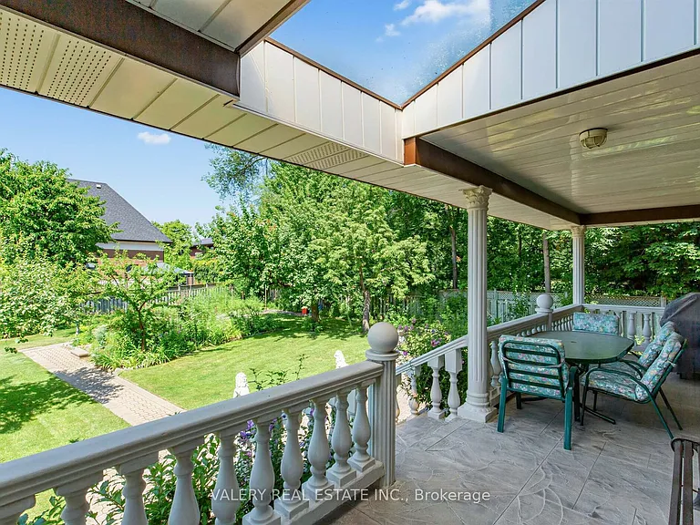 370 Maple Leaf Dr — Photo 39