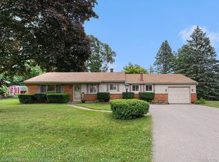 41881 Quince Dr, Novi, MI 48375