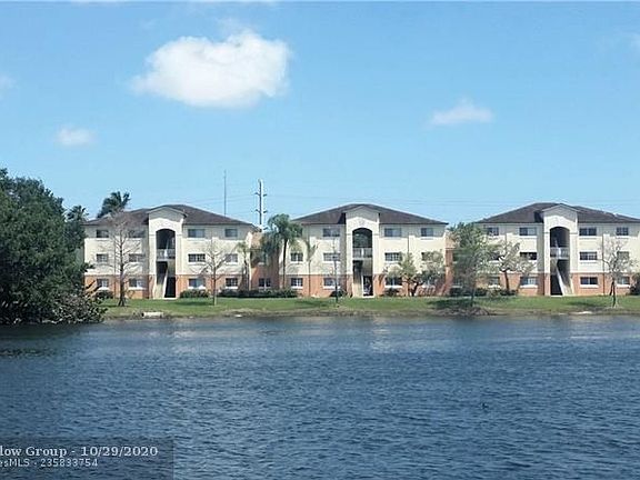 4th image of 3700 N 56th Ave APT 1033