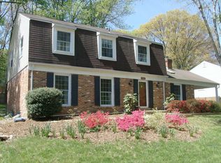 10903 Paynes Church Dr, Fairfax, VA 22032