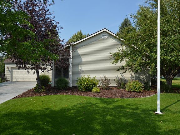 2nd image of 1271 Londonderry Ave