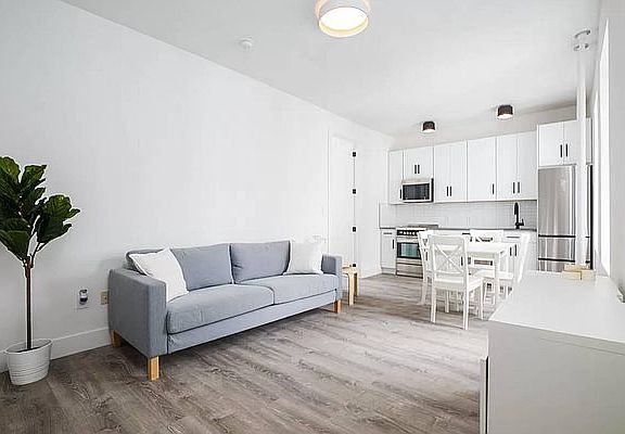 2nd image of 3404 34th Ave APT E5
