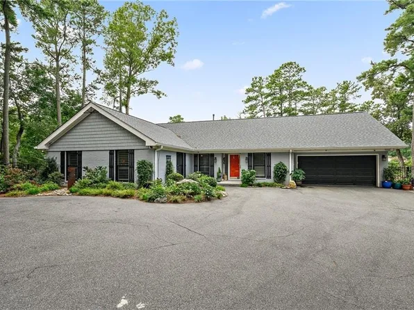 1281 Mossy Oaks Ct, Virginia Beach, VA 23454