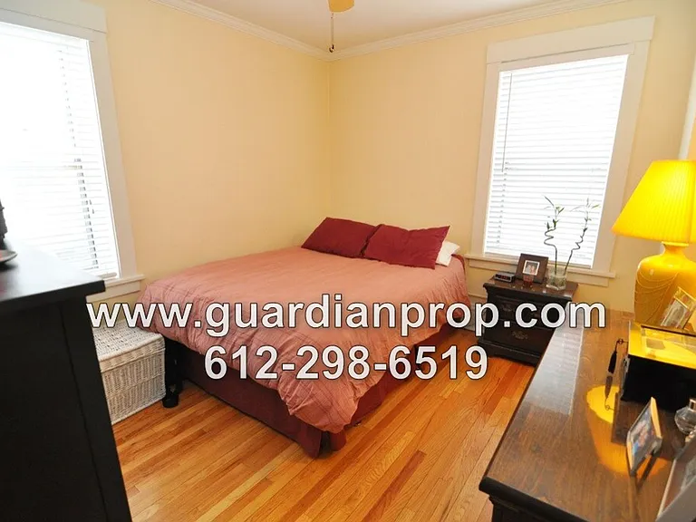 1725 Hague Ave #2 — Photo 11