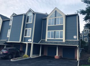 191 Surrey Ct, Ramsey, NJ 07446