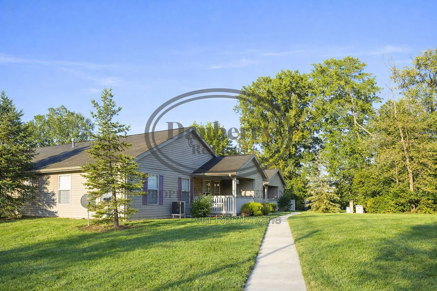 3 bed, 1.5 bath, 952 sqft, $1,295 — Photo 2