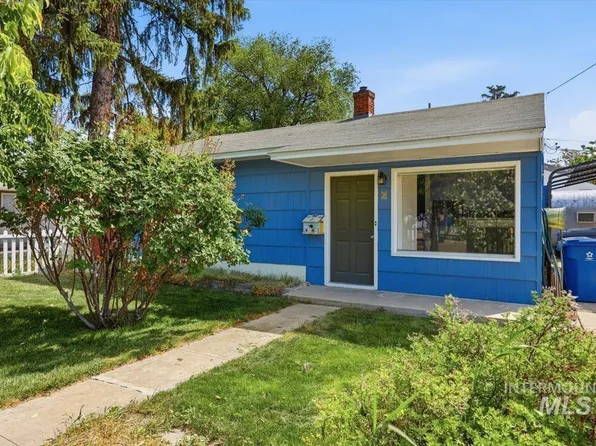 8 N Sunset St, Nampa, ID 83651