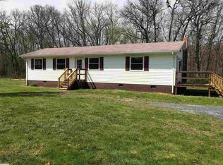 93 Pine City Ln, Stuarts Draft, VA 24477