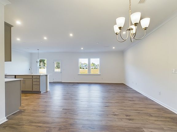 3rd image of 14219 Penbury Ln