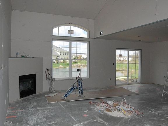 4th image of 125 Lakes At Cheshire Dr