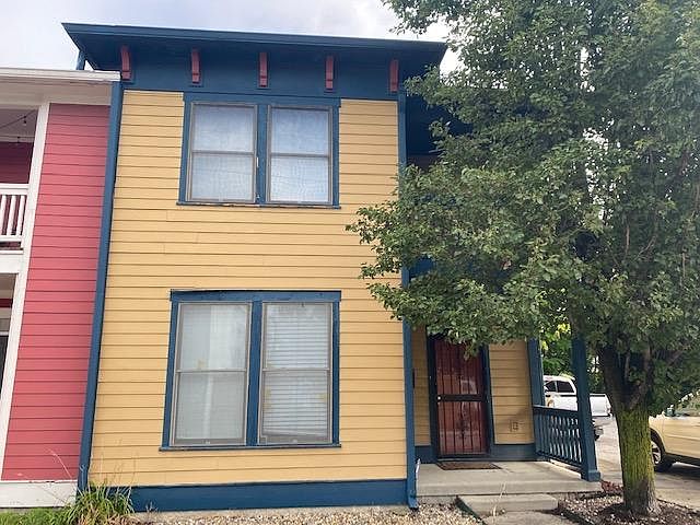 1st image of 416 E 11th St