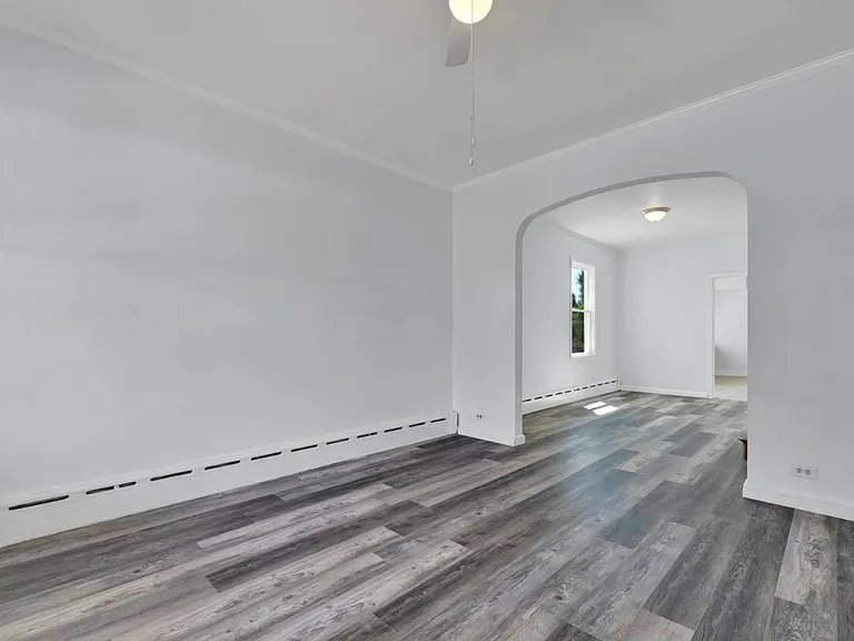 805 Pottsville St — Photo 1