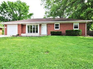 413 Blue Ridge Dr, Belleville, IL 62223