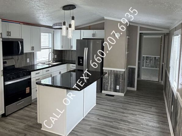 913 N Taylorville Blvd #30