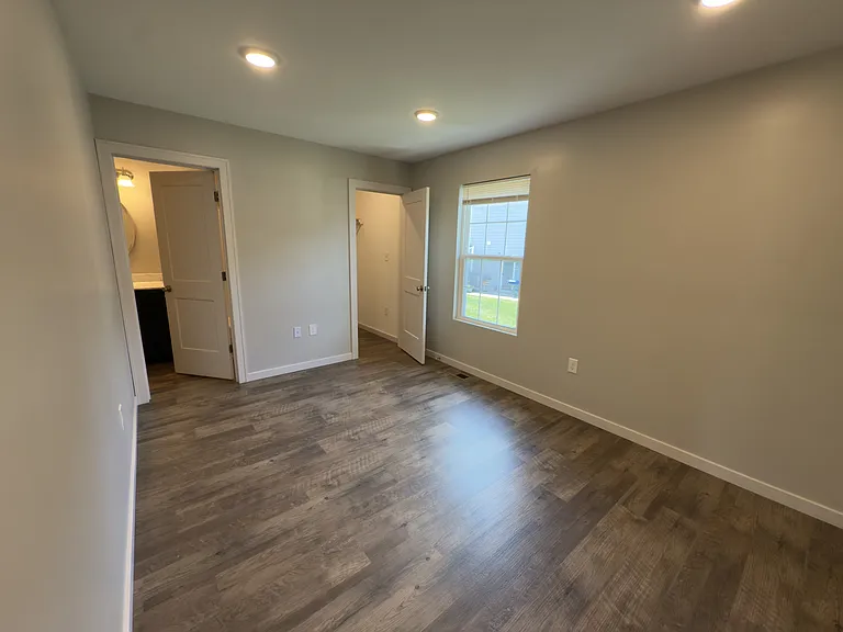 2985 N State Highway 7 — Photo 16