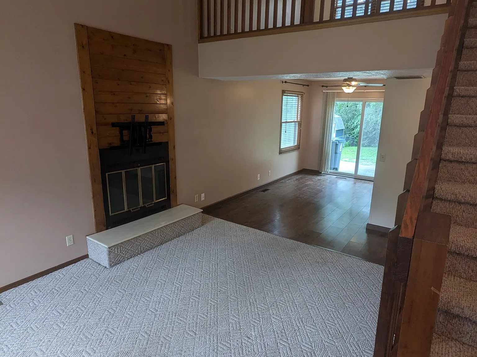 76 Opal Dr — Photo 2