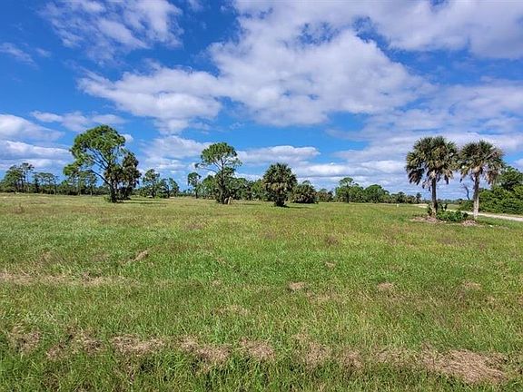 5th image of 13111 Blue Marlin Rd #100