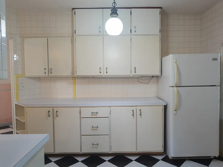3409 E Starr Ave — Photo 9