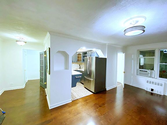 4th image of 7445 Yellowstone Blvd APT 2B