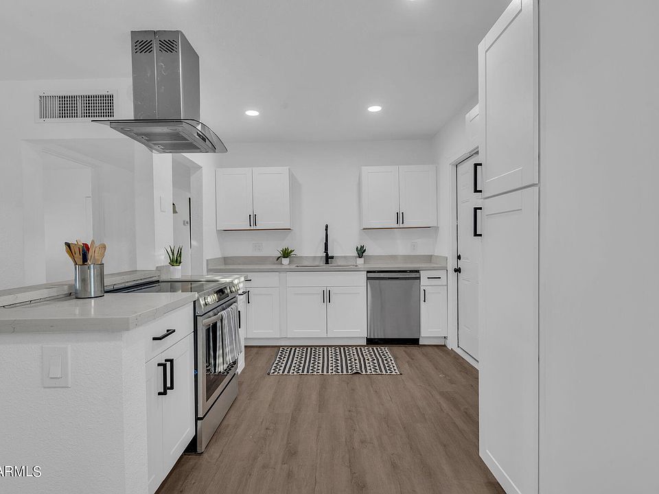 1st image of 2601 W AVALON Drive