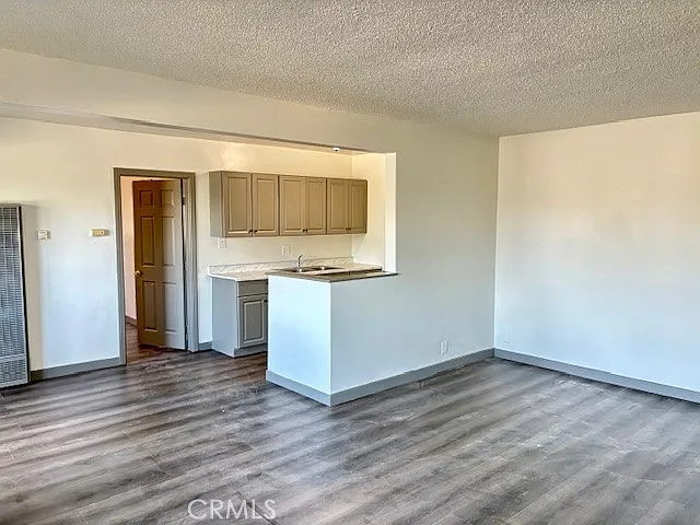 8641 Cerritos Ave #F — Photo 4