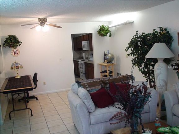 3rd image of 550 Hattaway Dr APT 16