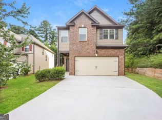 545 Offaly Ln, Atlanta, GA 30349