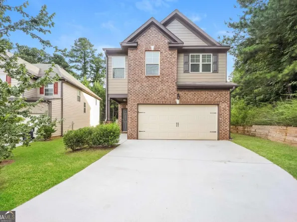 545 Offaly Ln, Atlanta, GA 30349