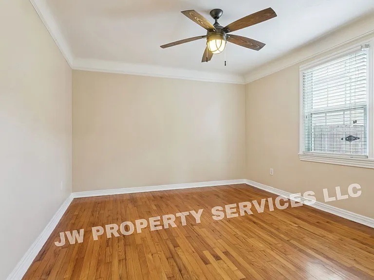 3412 White St — Photo 8