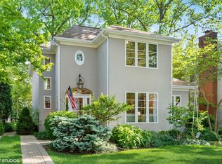 337 E Woodland Rd, Lake Bluff, IL 60044