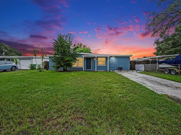 9072 Orchid Dr, Seminole, FL 33777